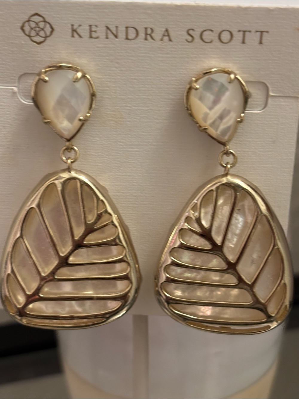 Kendra Scott Vintage Stella White Mother-of-Pearl Leaf Gold Drop Earrings